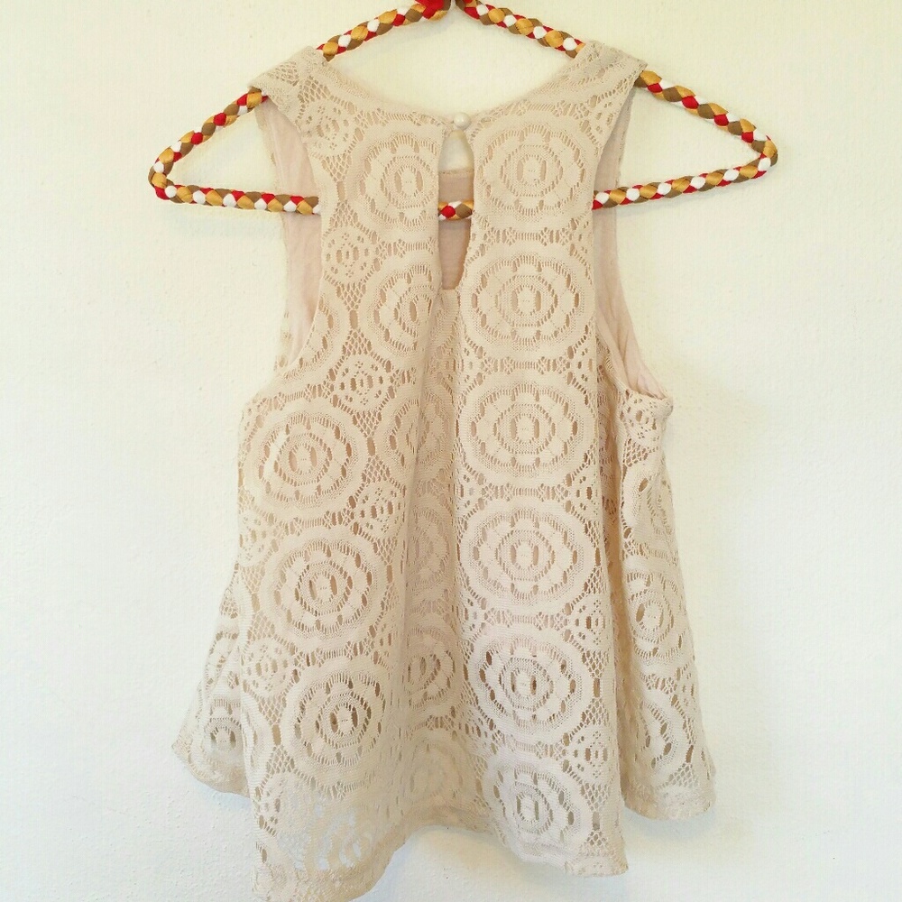 H.I.P Flowy Lace Top - Picture 2 of 6